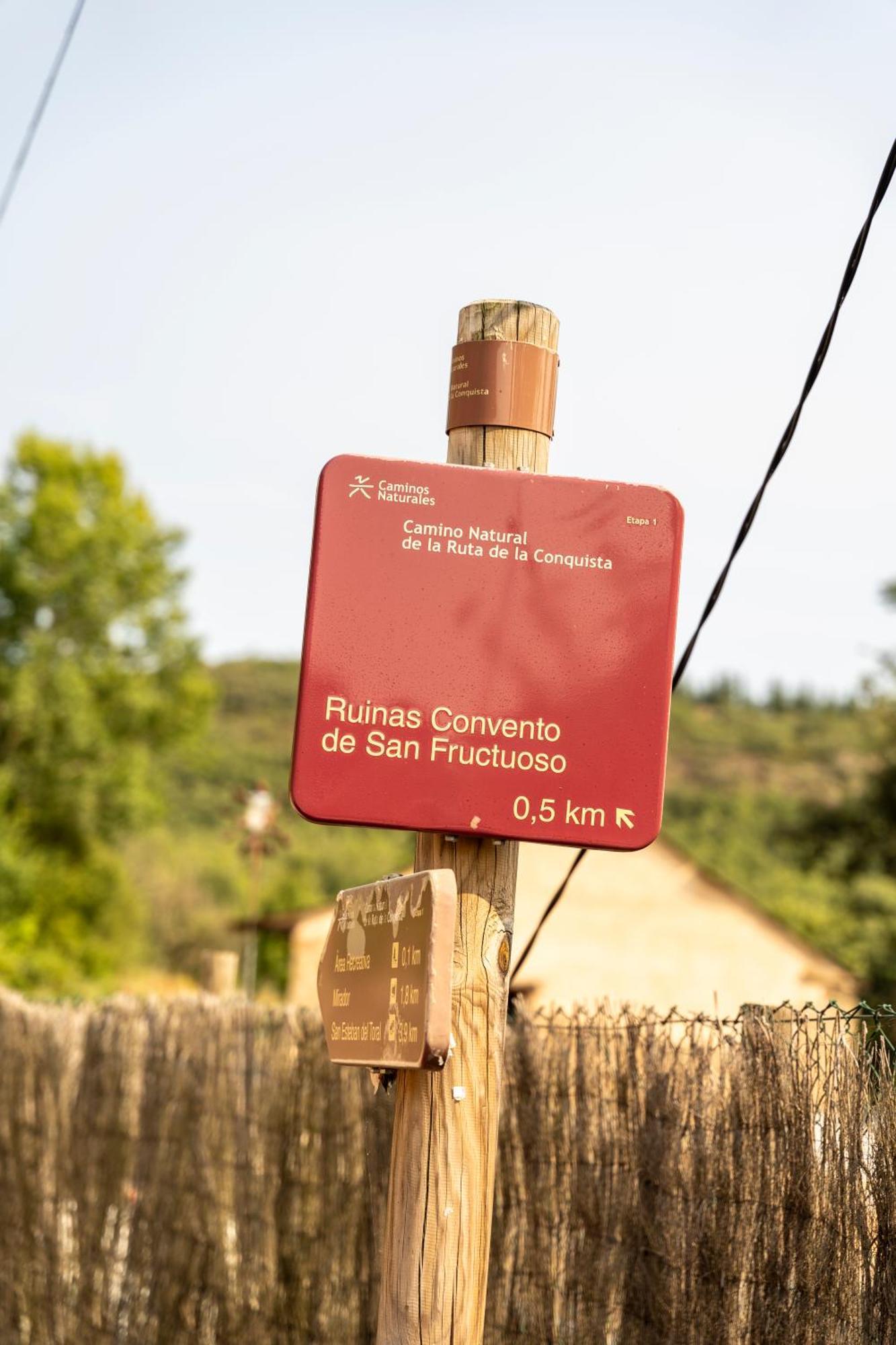 Casa De Turismo Rural Sardom3 Bembibre  Luaran gambar